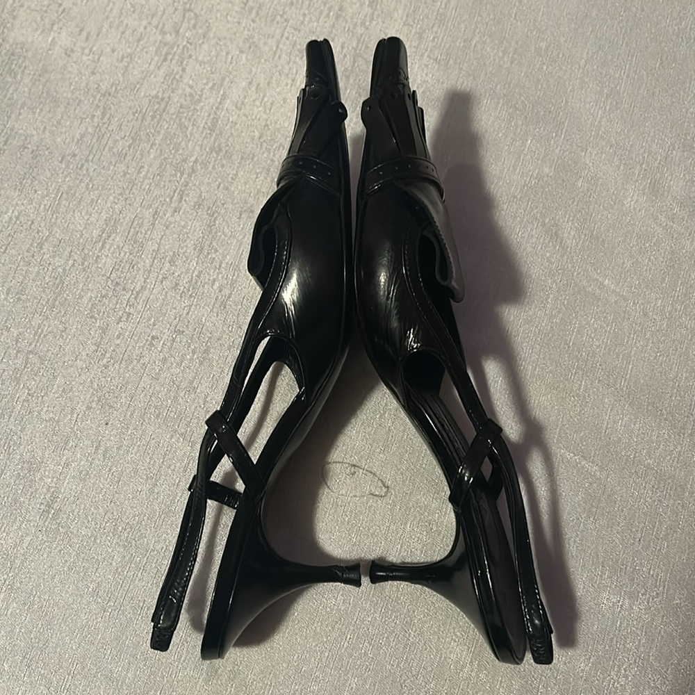 Givenchy Leather Slingback Pointed-Toe Elegant Black Women's Heels Size 5.5 - Picture 8 of 12